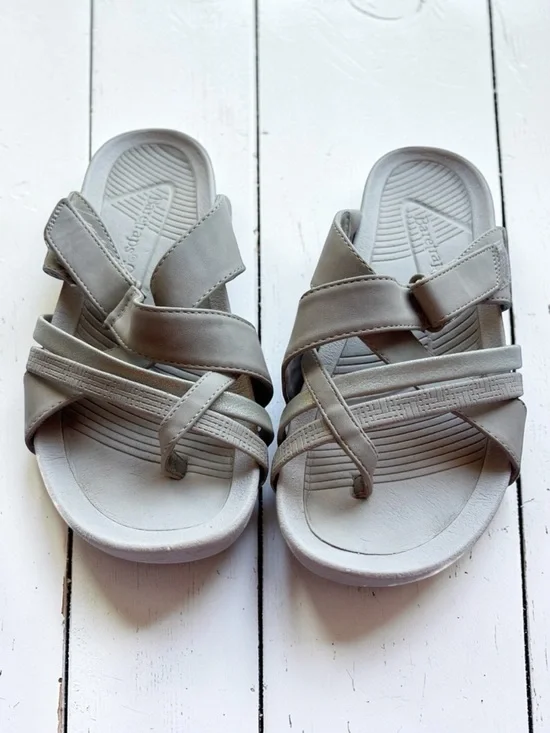 Baretraps Comfort Sandals Beige Strappy Cushioned Footbed Lightweight Slip-On - Picture 7 of 10